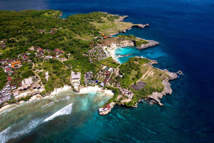 Nusa Penida Coastline